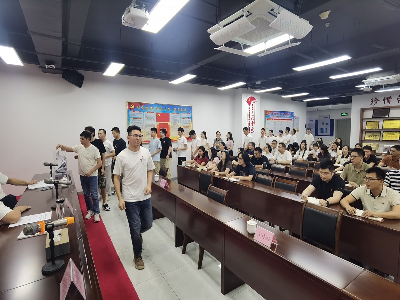 1751536095137736.jpg 與會同志捐款.jpg